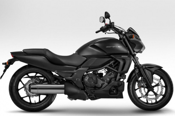 motorfietsen Honda CTX700N